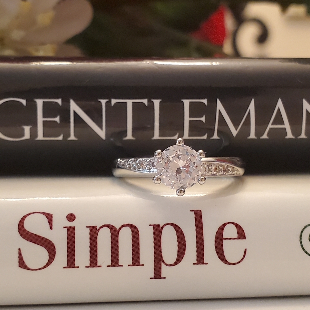 18K White Gold Crsytal Diamond Engagement Ring - Picture 11 of 13
